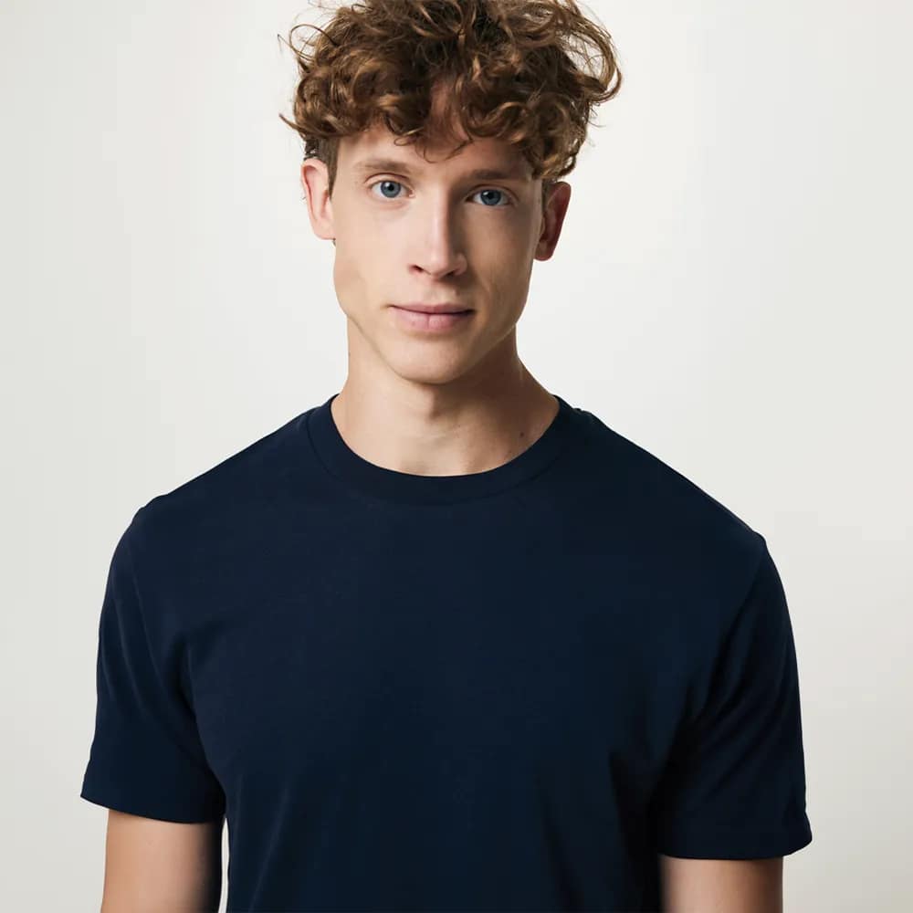 T-SHIRT BLU NAVY INDOSSATA