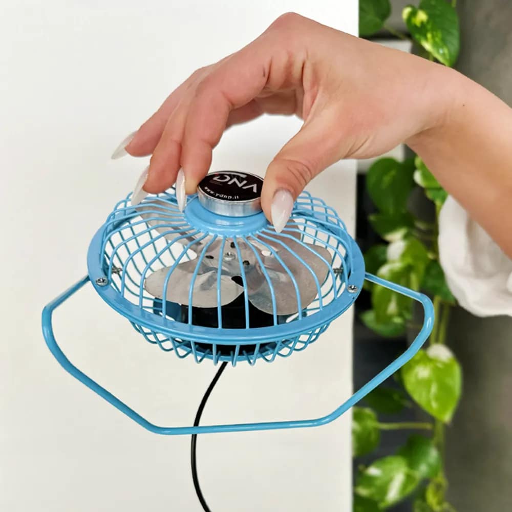 magnete super potente che tiene un mini ventilatore